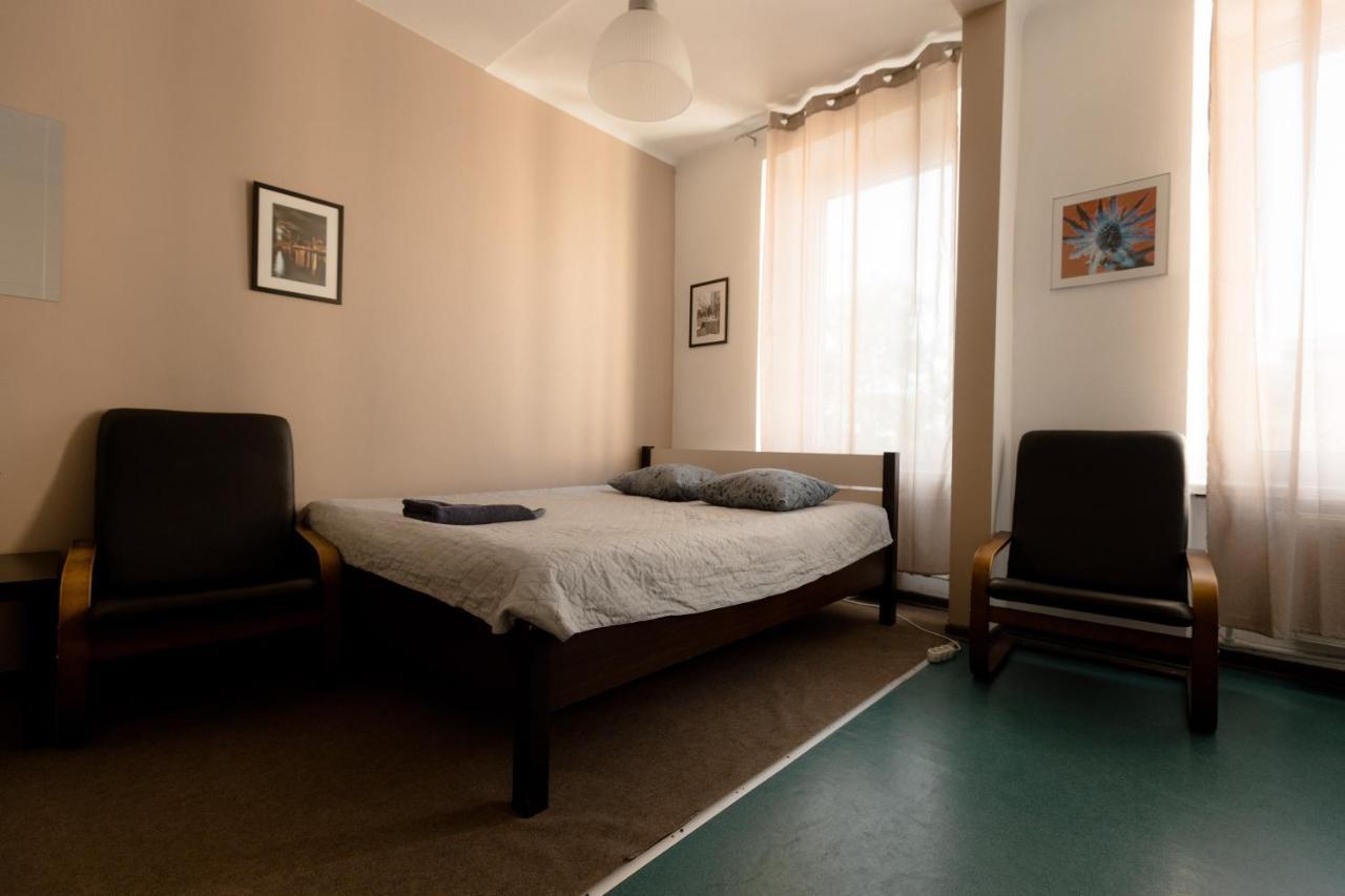 Hidden Peak - Guestrooms ワルシャワ エクステリア 写真
